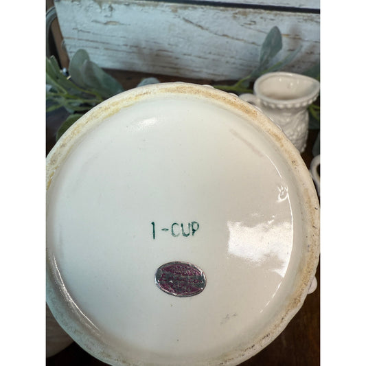 Enesco vintage measuring cups