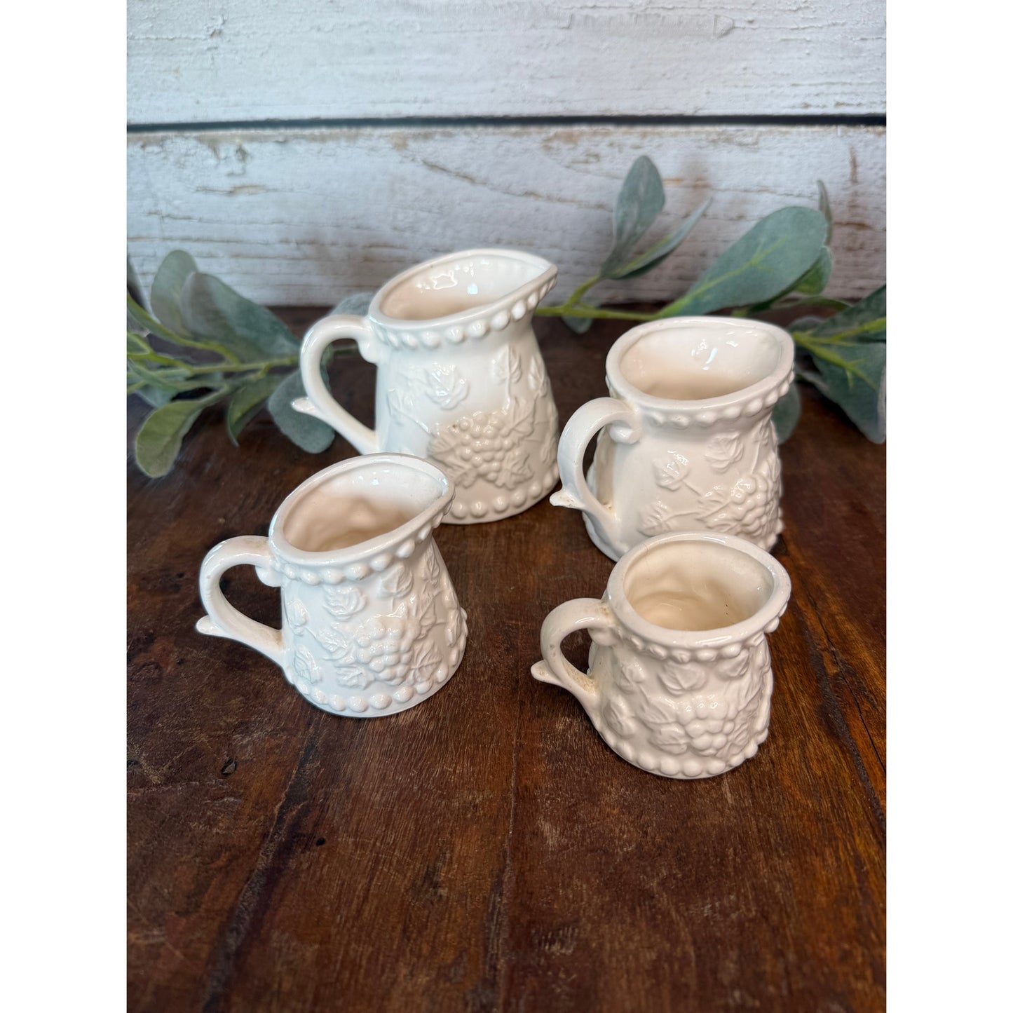 Enesco vintage measuring cups