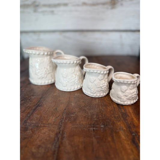 Enesco vintage measuring cups